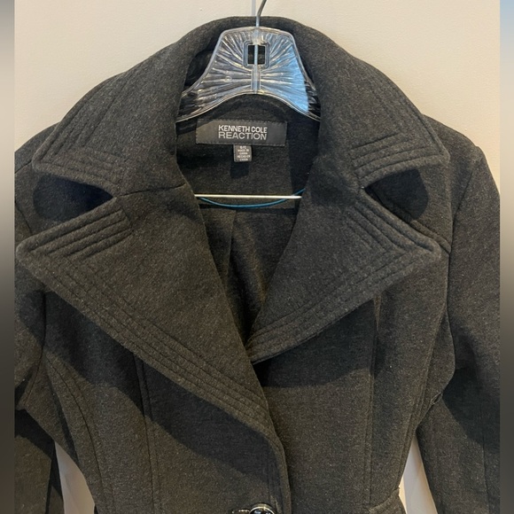 Kenneth Cole Reaction Charcoal Gray belted winter Pea Coat Jacket. Size small - Picture 7 of 12